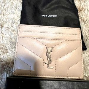 YSL: CASSANDRE MATELASSÉ CARD CASE IN GRAIN DE POUDRE EMBOSSED LEATHER